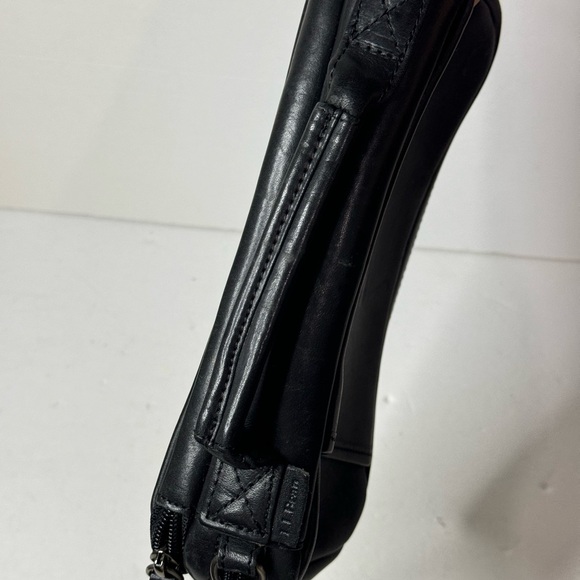 L.L. Bean Vintage Black Leather travel Passport Document organizer wristlet - Picture 6 of 12